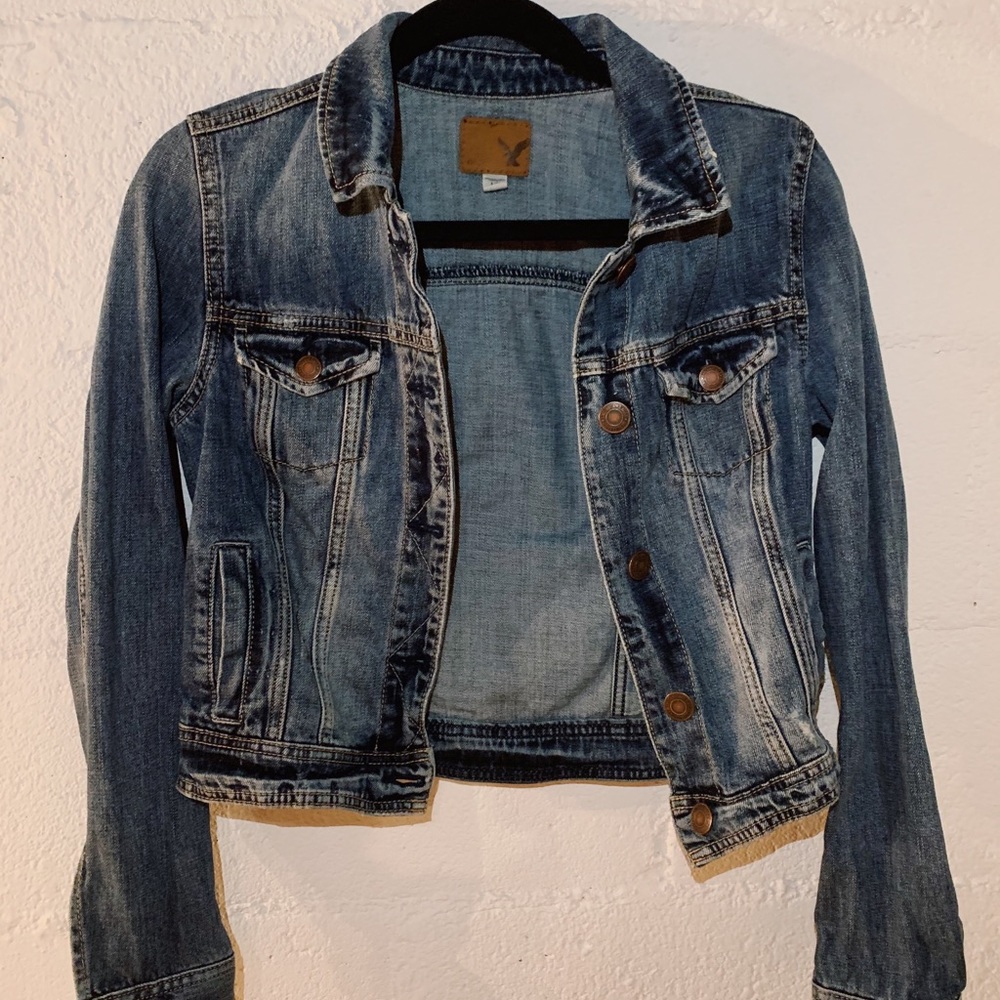 American Eagle Medium Wash Denim Jacket